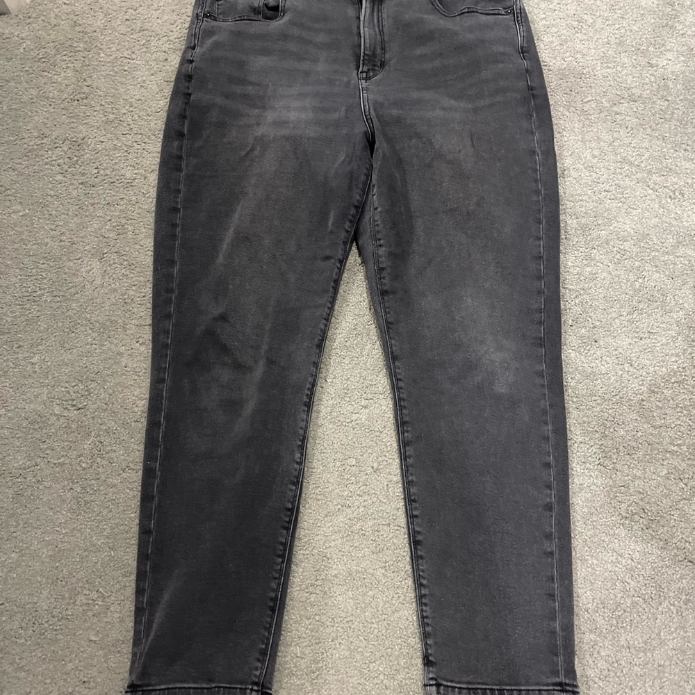 American Eagle mom jeans size 18